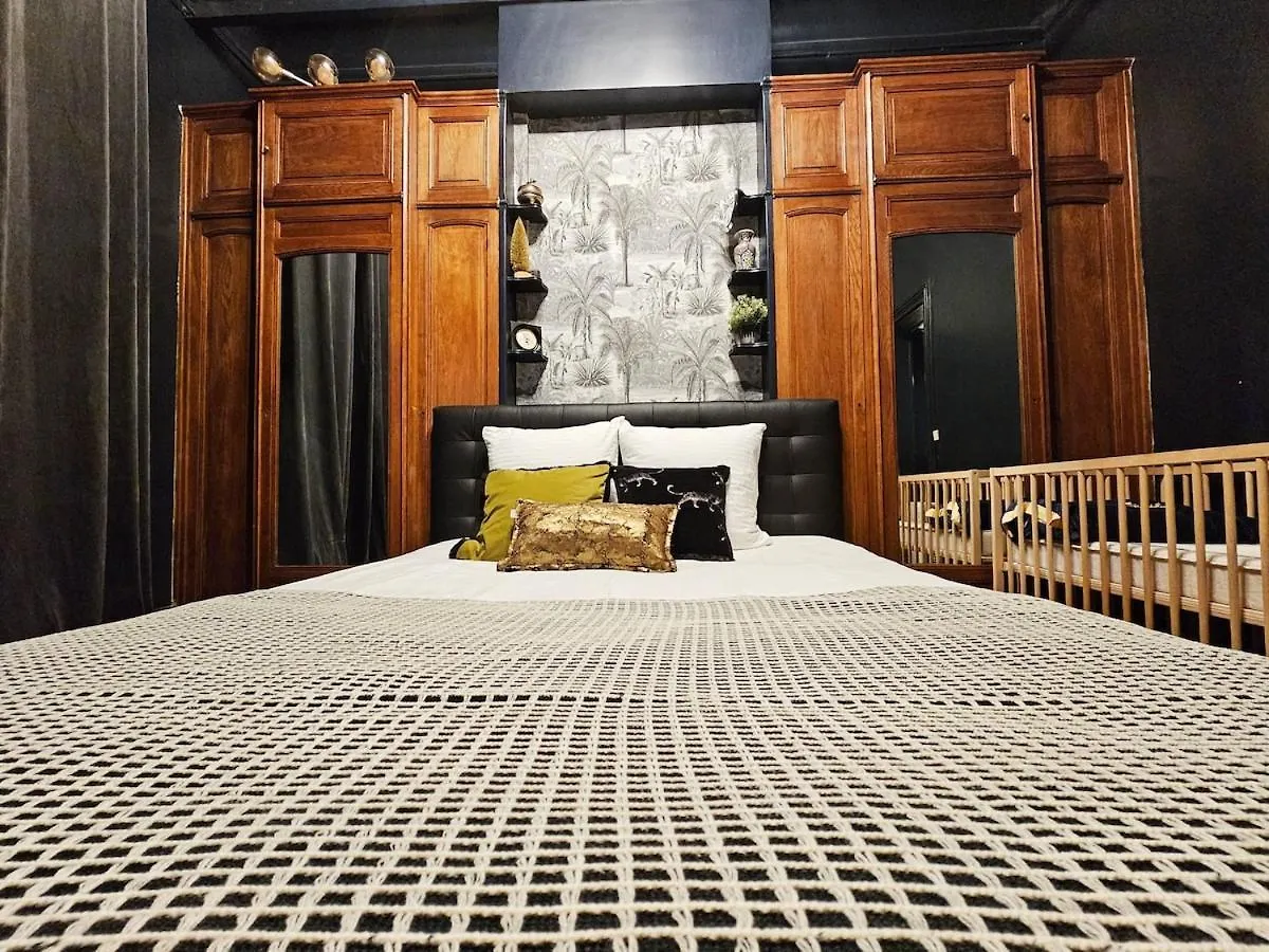 Apt Haussamn Walk Tour Eiffle Trocadero 3Minutes Paris Apartment